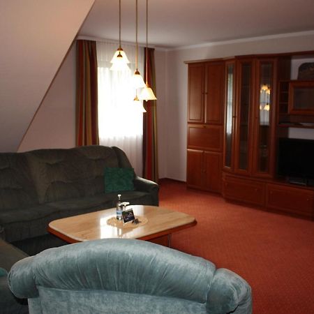 Hotel & Restaurant Lenzer Krug 말호프 외부 사진