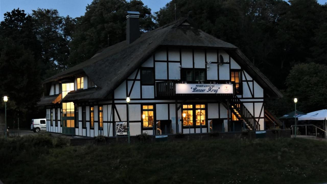 Hotel & Restaurant Lenzer Krug 말호프 외부 사진